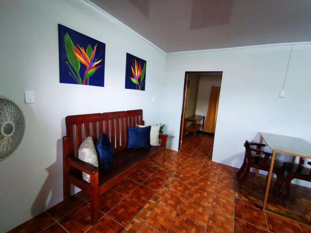 The Corner Airbnb Puerto Jiménez エクステリア 写真
