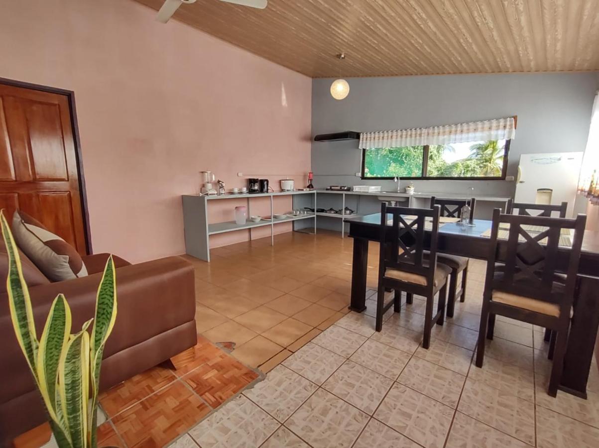 The Corner Airbnb Puerto Jiménez エクステリア 写真